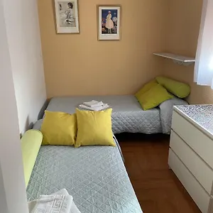 Habitación en casa particular Familia Anfitriona Acoge, Sevilla