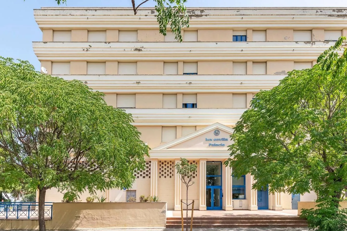 アパートホテル Lux Sevilla Palacio